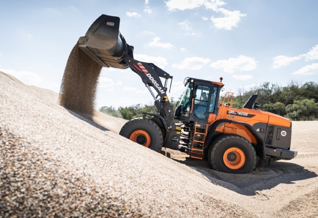 Shovel_TeKoop_Develon_Doosan_04